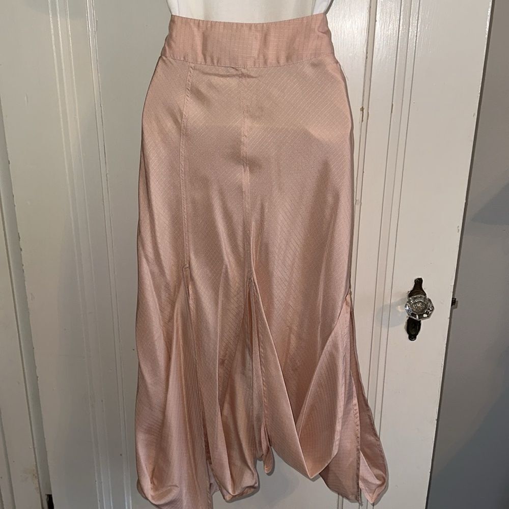 Nicole Miller‎ Collection pink silk unusual asymmetrical skirt - Picture 5 of 9